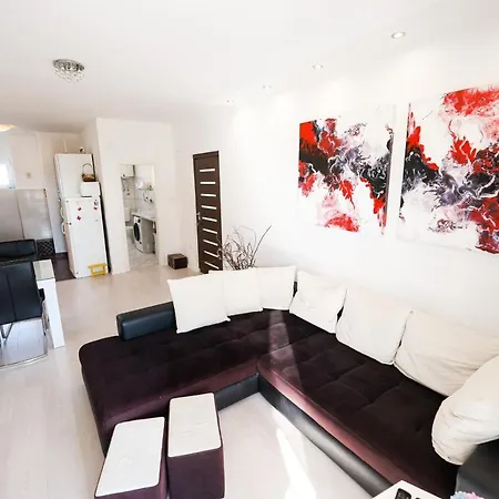 Heder Apartman *